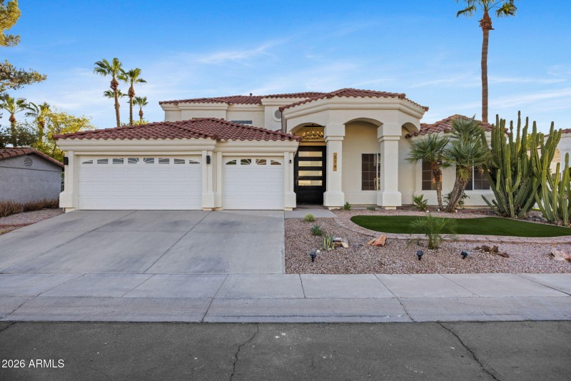 2-web-or-mls-578-n-acacia-dr