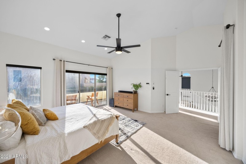 34-web-or-mls-578-n-acacia-dr