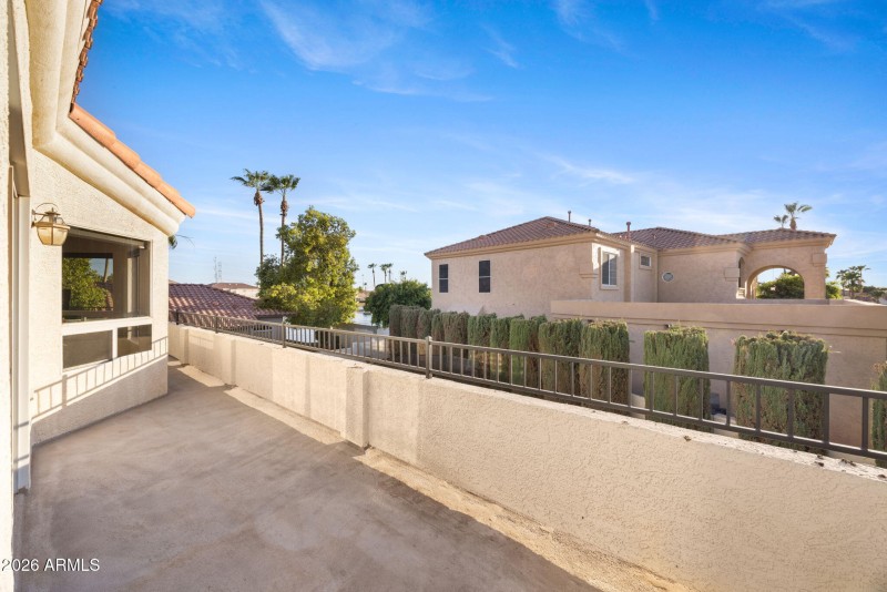 42-web-or-mls-578-n-acacia-dr