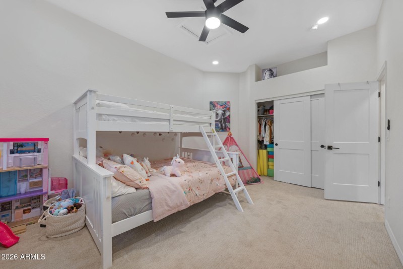 51-web-or-mls-578-n-acacia-dr