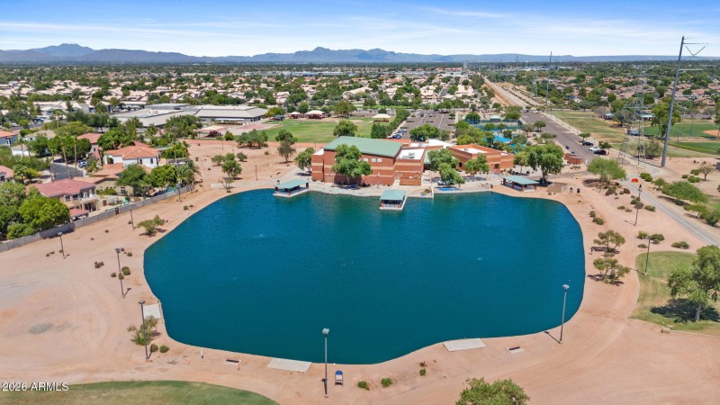 72-web-or-mls-578-n-acacia-dr