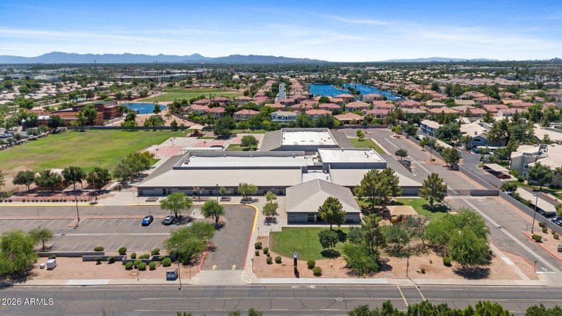 75-web-or-mls-578-n-acacia-dr