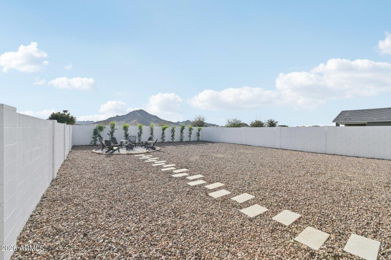 41-web-or-mls-N Augite Way-S0702-041