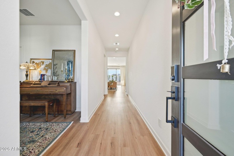 5-web-or-mls-N Augite Way-S0702-005