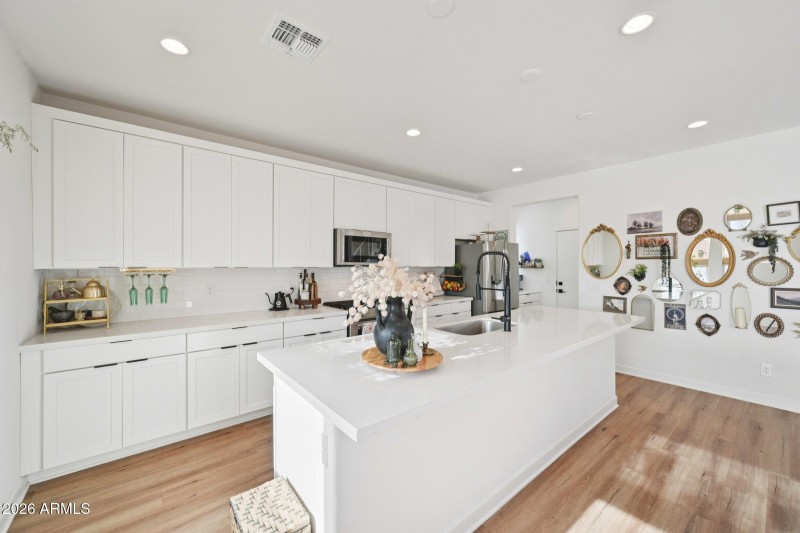 19-web-or-mls-N Augite Way-S0702-019