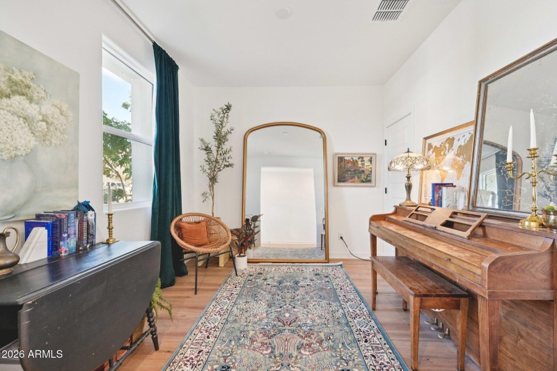 20-web-or-mls-N Augite Way-S0702-020