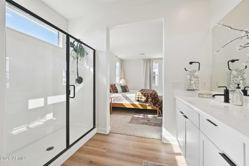 28-web-or-mls-N Augite Way-S0702-028