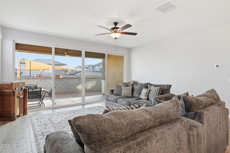 16_img_8400_autoremove_15886233