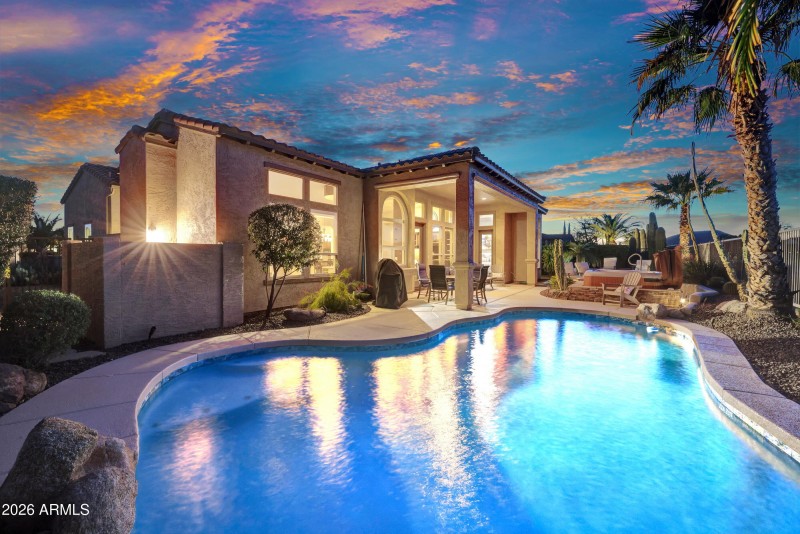 Exquisite newly resurfaced pool