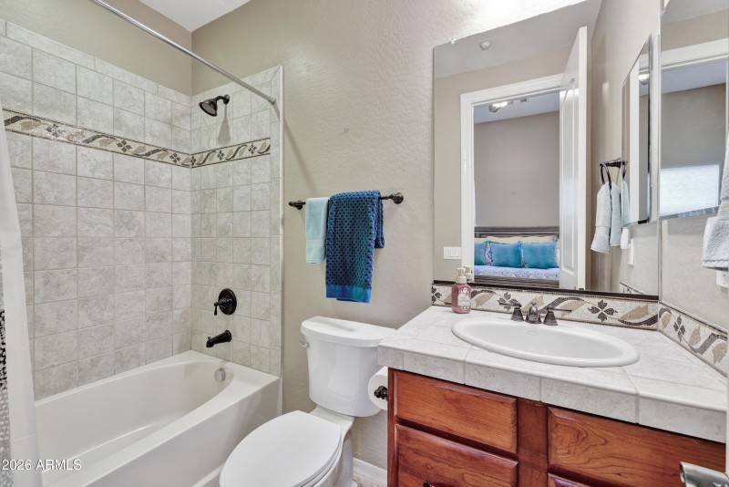 Lounging Tub w/ tile surround