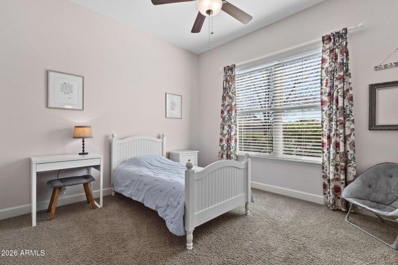 Bedroom 3 w/connected bathroom