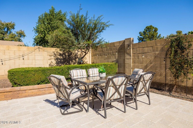 Backyard Dining