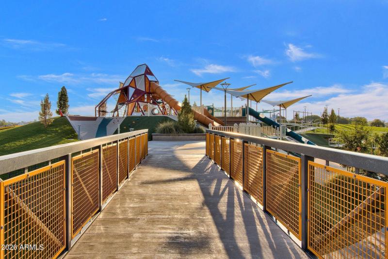 Gilbert Regional Park near The Bridges