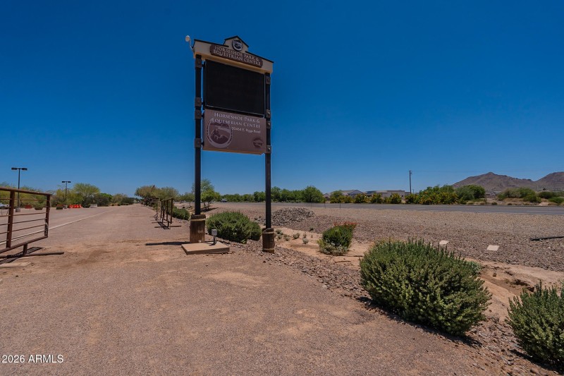 HorseshoeEqstrnMARQUIS_ListerPros