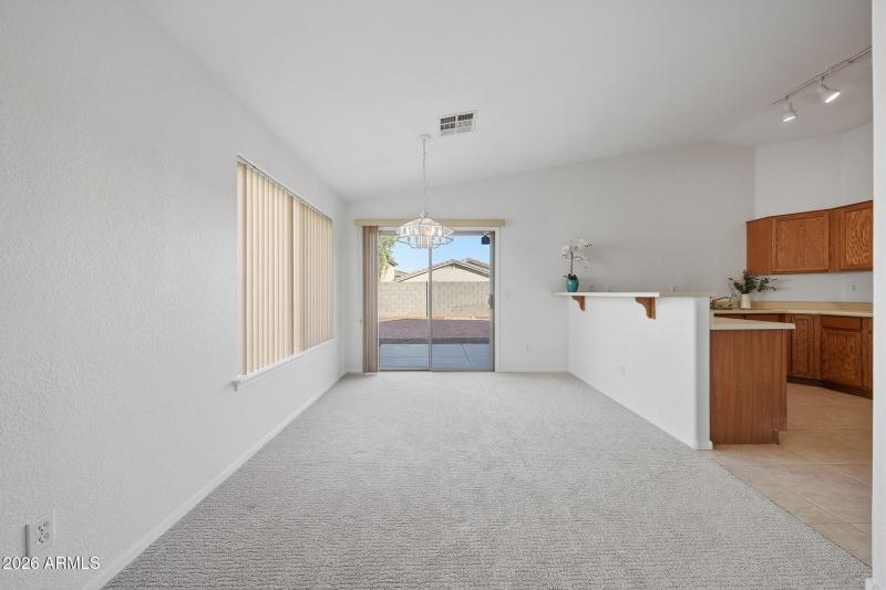 Dining Room and Breakfast Bar