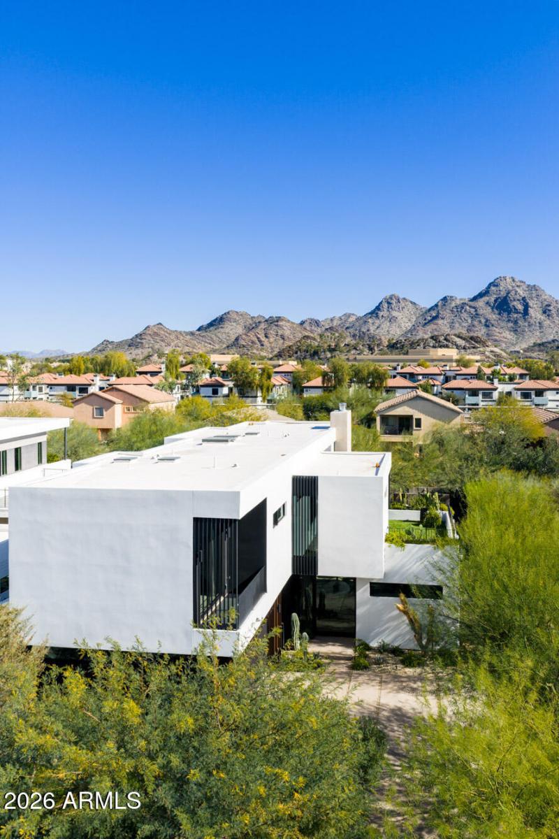 MLS - 7719 N 13th Place - Phoenix, AZ-03