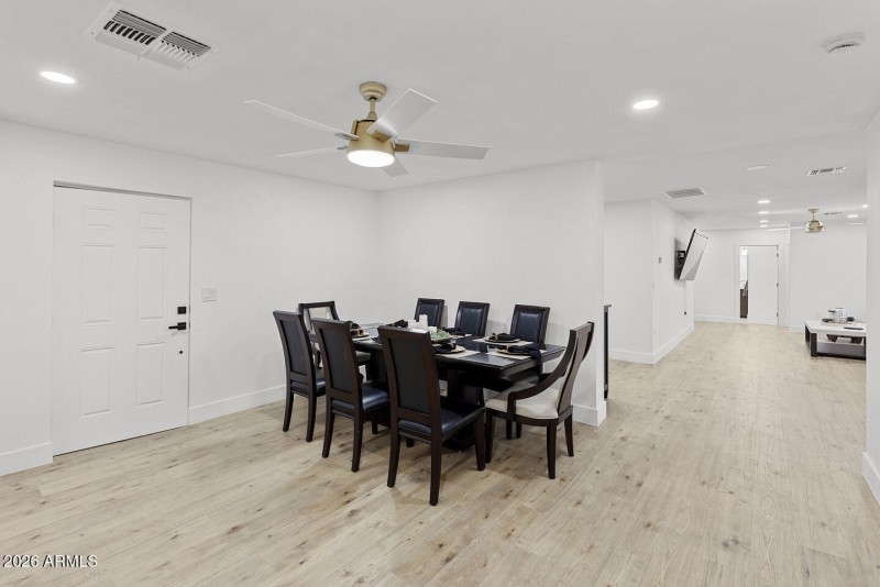 3296087449089477307-CR1-006