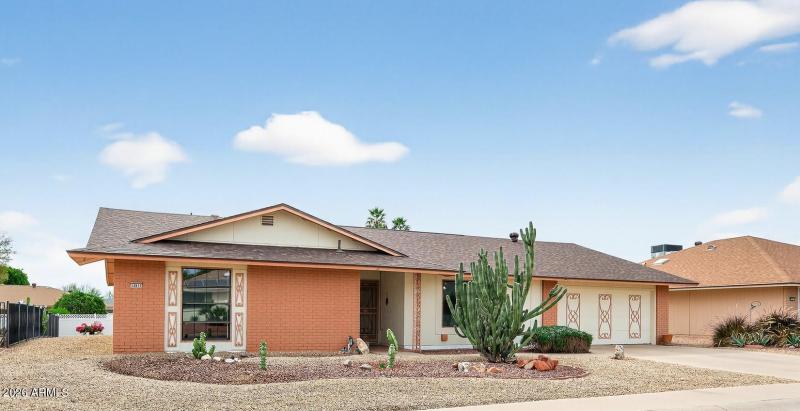 03_12611_W_Butterfield_Dr3_mls
