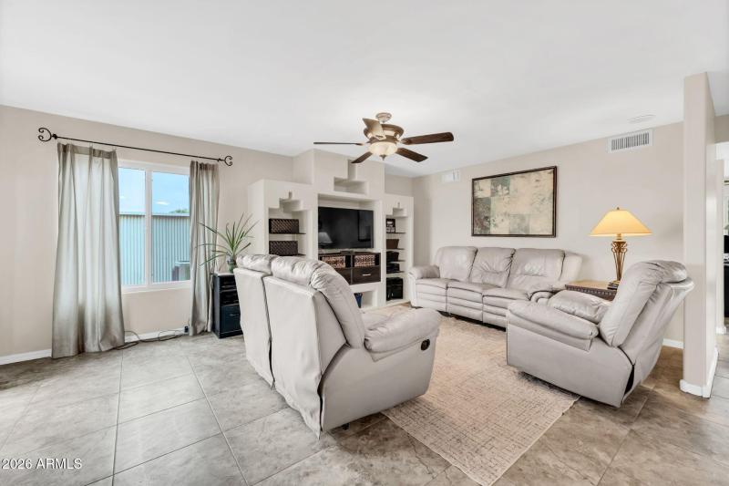 23705 N 104th Ave-16