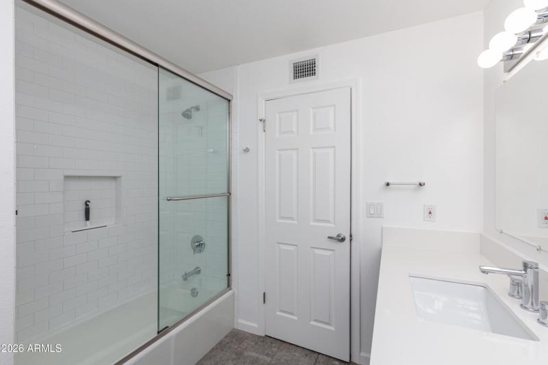 841 E 10th St Mesa-21