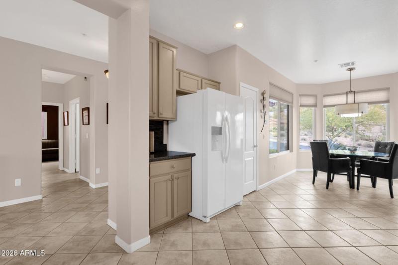 012_Kitchen And Breakfast Nook