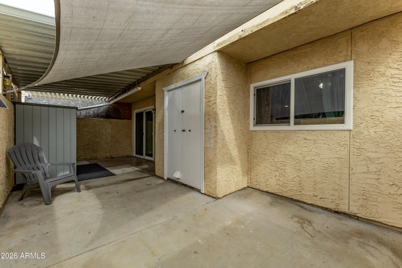 Back Patio with Laudry Room