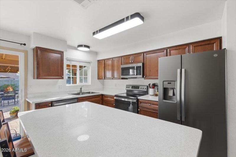 10-2507 E Libby St