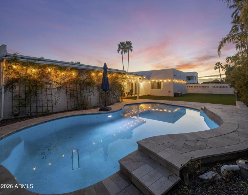 Ultra-Pos sparkly finish