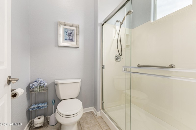 PRIVATE GUEST BATH