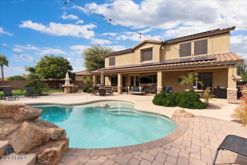 This backyard has it all!