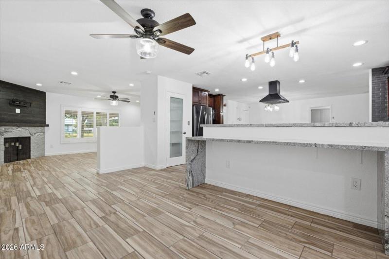 07-4322_W_Monte_Cristo_Ave_Glendale_AZ_8