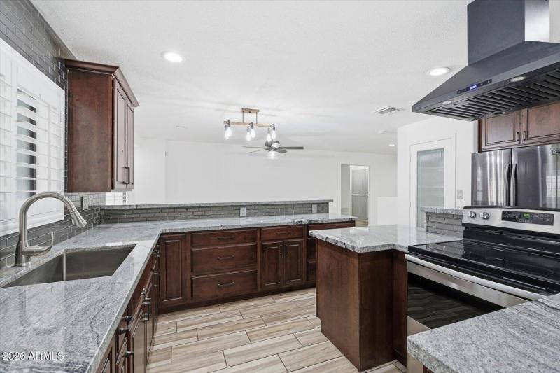 12-4322_W_Monte_Cristo_Ave_Glendale_AZ_8