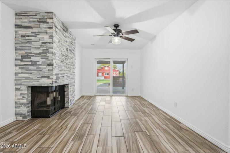 16-4322_W_Monte_Cristo_Ave_Glendale_AZ_8