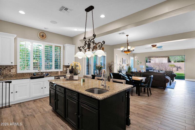 51-web-or-mls-P1448268