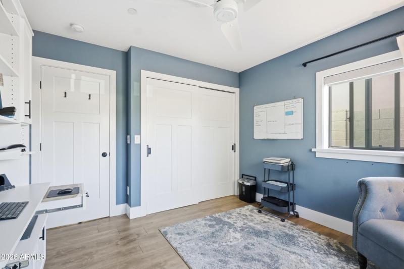 2nd Bedroom w/ Murphy Bed