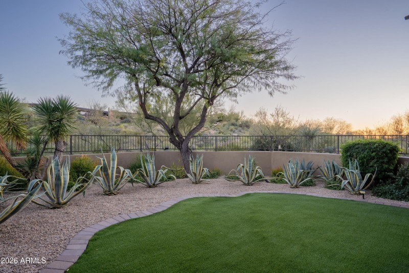 033_Beautiful Desert Landscape