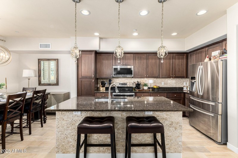 Beautifully updated kitchen