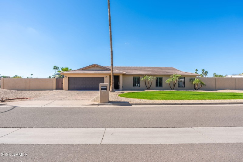 12640 N 57th St - 02