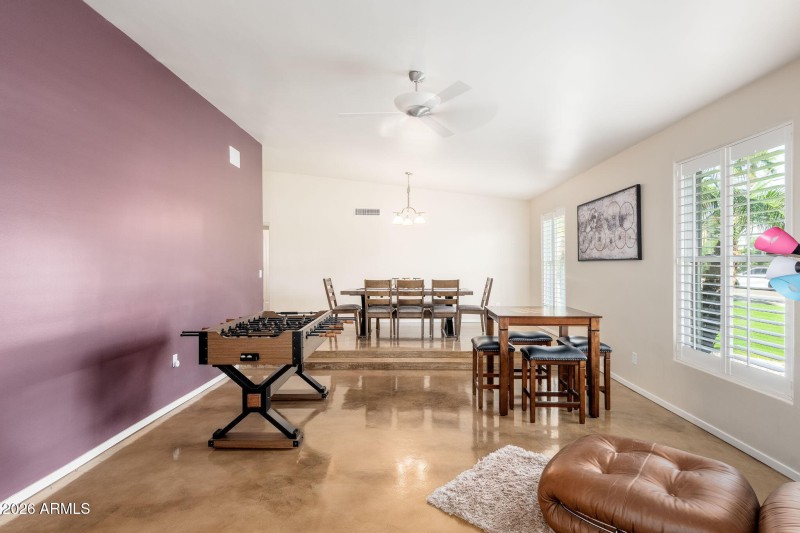 12640 N 57th St - 06