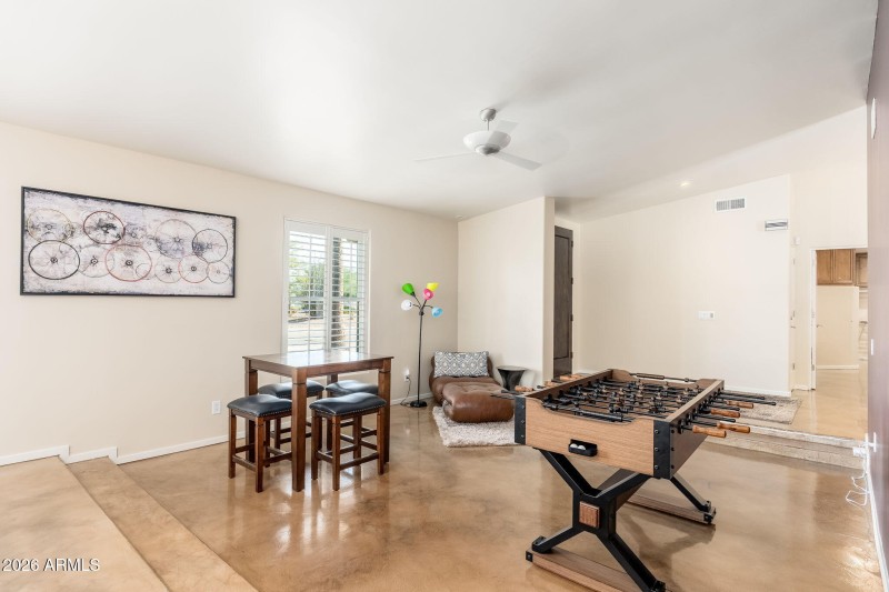 12640 N 57th St - 08