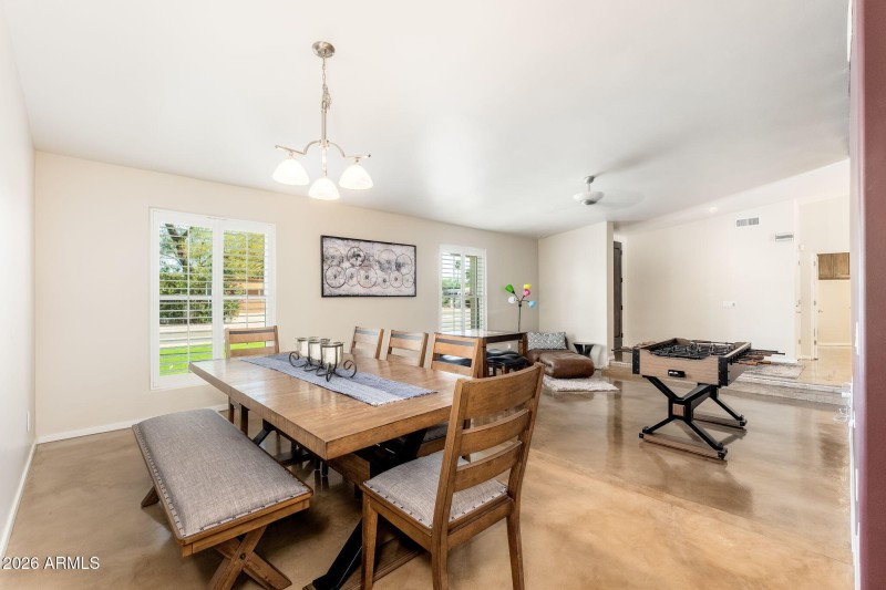 12640 N 57th St - 09