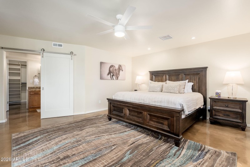 12640 N 57th St - 21