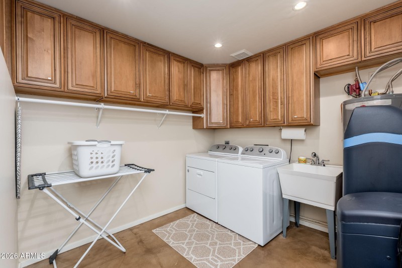 12640 N 57th St - 30