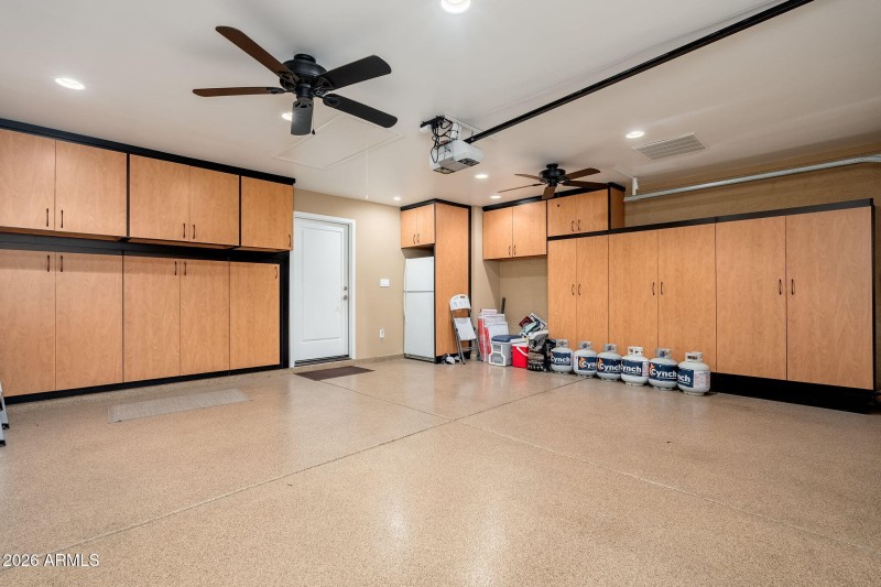 12640 N 57th St - 31