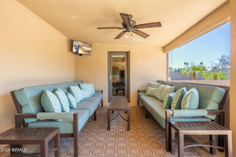 12640 N 57th St - 32