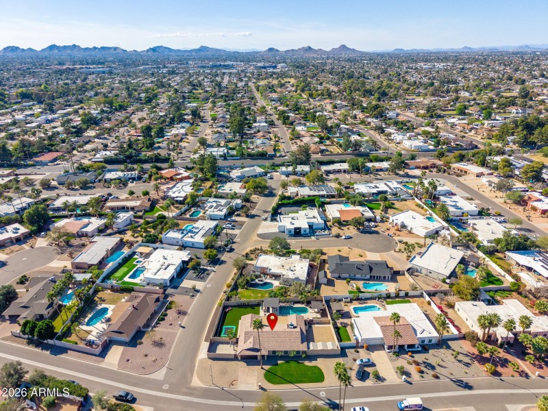 12640 N 57th St - 55