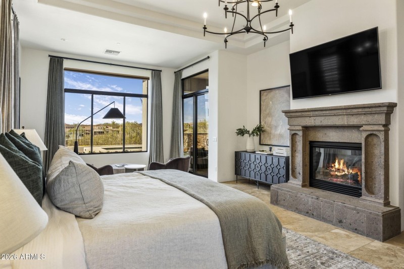 018_Primary-Fireplace and Views