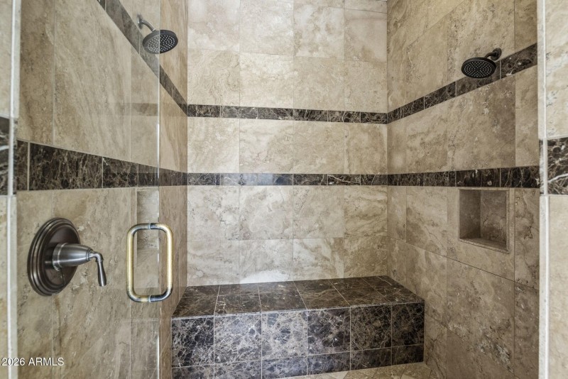 022_Primary Dual Shower