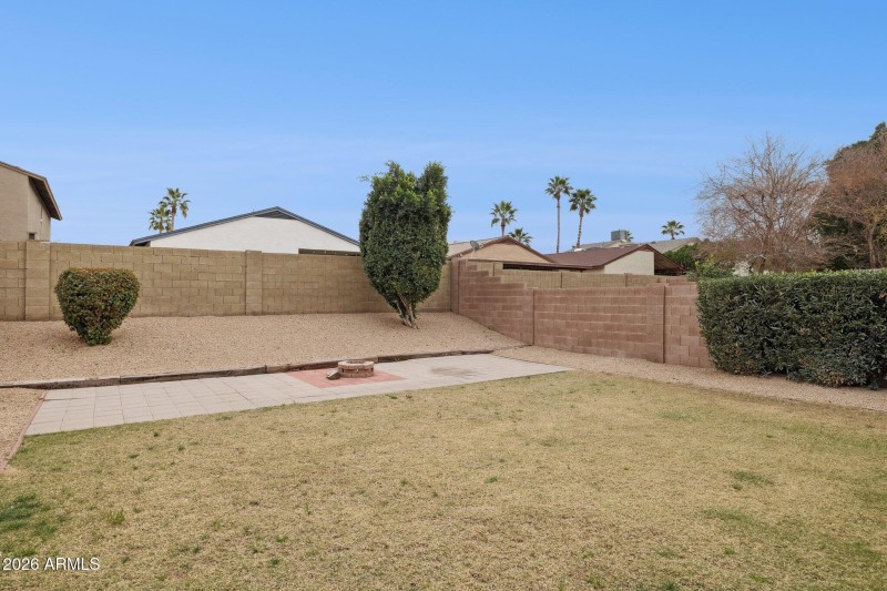34-web-or-mls-19637-n-49th-ave