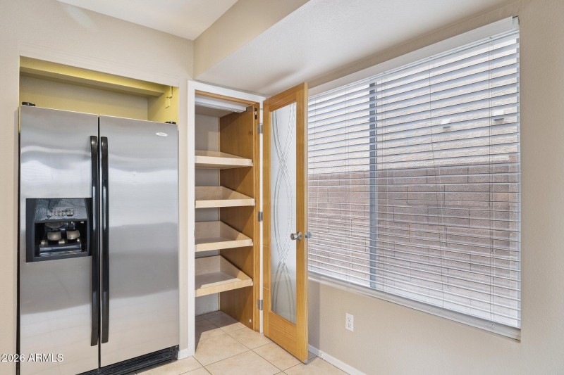 14-web-or-mls-19637-n-49th-ave